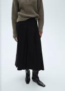 MANGO Skirt. - ANT Kvinde Black Midi Nederdele Str 40 - hos Magasin