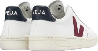 Veja V12 Mand Extra-white_Marsala_Nautico Sneakers Str 40 - hos Magasi...