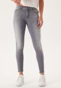 ONLY Onlblush Mid Skin Ank Rw Dnm  Medium Grey Denim L/32