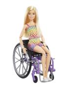 Fashionistas Doll And Accessories #194 Toys Dolls & Accessories Dolls ...
