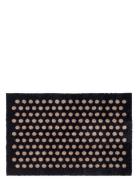 Måtte Dot Home Textiles Rugs & Carpets Door Mats Black Tica Copenhagen