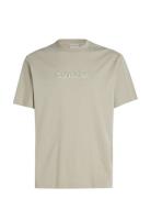 Shadow Embossed Logo T-Shirt Tops T-Kortærmet Skjorte Beige Calvin Kle...