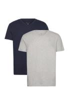 V-Neck T-Shirt 2-Pack Tops T-Kortærmet Skjorte Grey GANT