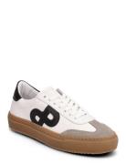 Kohia Low-top Sneakers White Pavement