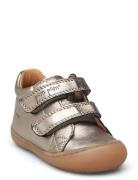 First™ Sport Velcro Shoe Shoes Pre-walkers - Beginner Shoes  Silver Po...