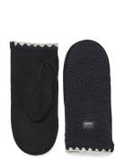 W Uggfluff Scalloped Mitten Accessories Gloves Thumb Gloves Black UGG