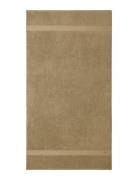 Avenue Handtowel Home Textiles Bathroom Textiles Towels & Bath Towels ...