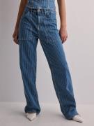 Only - High waisted jeans - Light Blue Denim - Onlkirsi Hw Wide Worker...