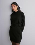 Only - Sort - Onlbella Ls Belt Dress Ex Knt