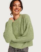 Pieces - Grøn - Pcnatherine Ls O-Neck Knit Bc