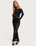 Nelly - Sort - Mesh Rouched Skirt