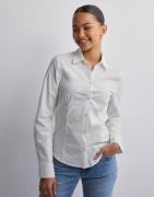 Nelly - Hvid - Slim Fitted Shirt