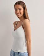 Nelly - Hvid - Romance Shape Singlet