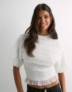 Nelly - Hvid - Frill Turtleneck Blouse