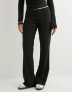 Nelly - Sort - No Waist Flare Suit Pants