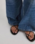 Nelly - Sort - Thin Strap Sandal